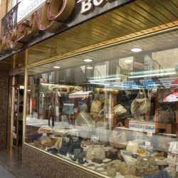instalaciones tienda Bolsos Moreno